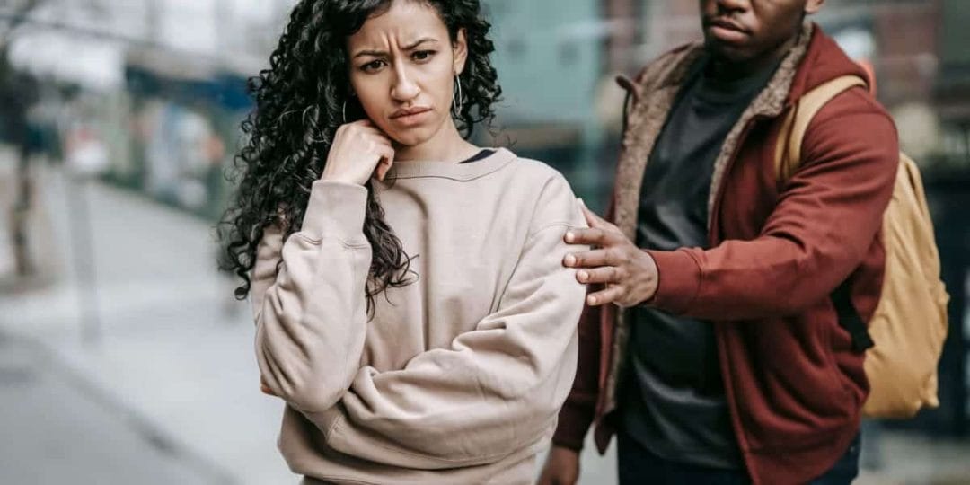 When is Divorce the Best Option? 2 couple arguing about divorce